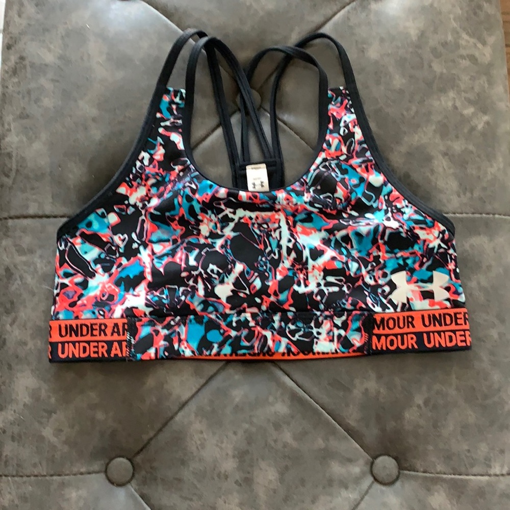 This doesn’t fit anymore! Under armor bra.